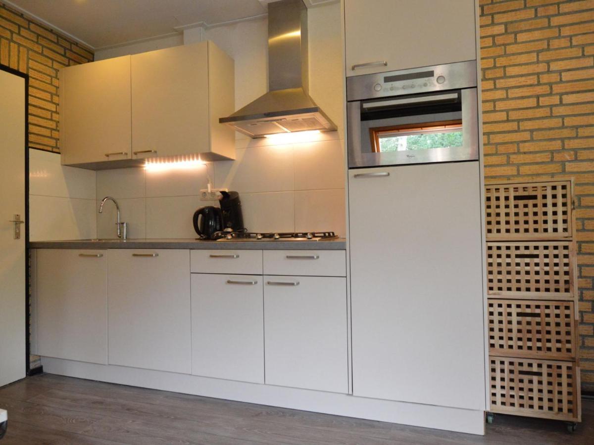 Tranquil Holiday Home In Limburg Amid A Forest Stramproy Eksteriør bilde