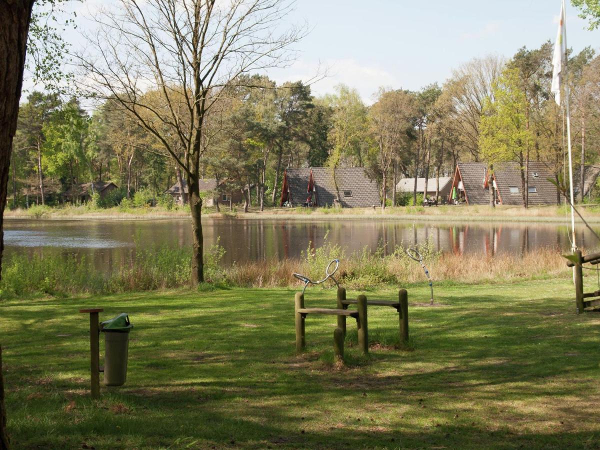 Tranquil Holiday Home In Limburg Amid A Forest Stramproy Eksteriør bilde
